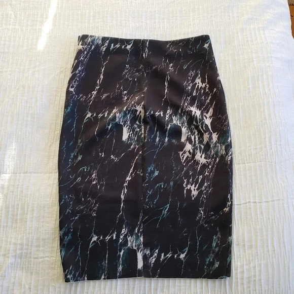 ZARA W&B COLLECTION BLACK GREEN MARBLE NEOPRENE HI - Picture 3 of 7